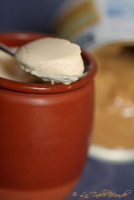 Yaourt à la confiture de lait