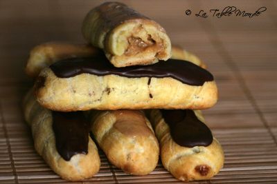 Eclairs au caramel et éclairs au chocolat