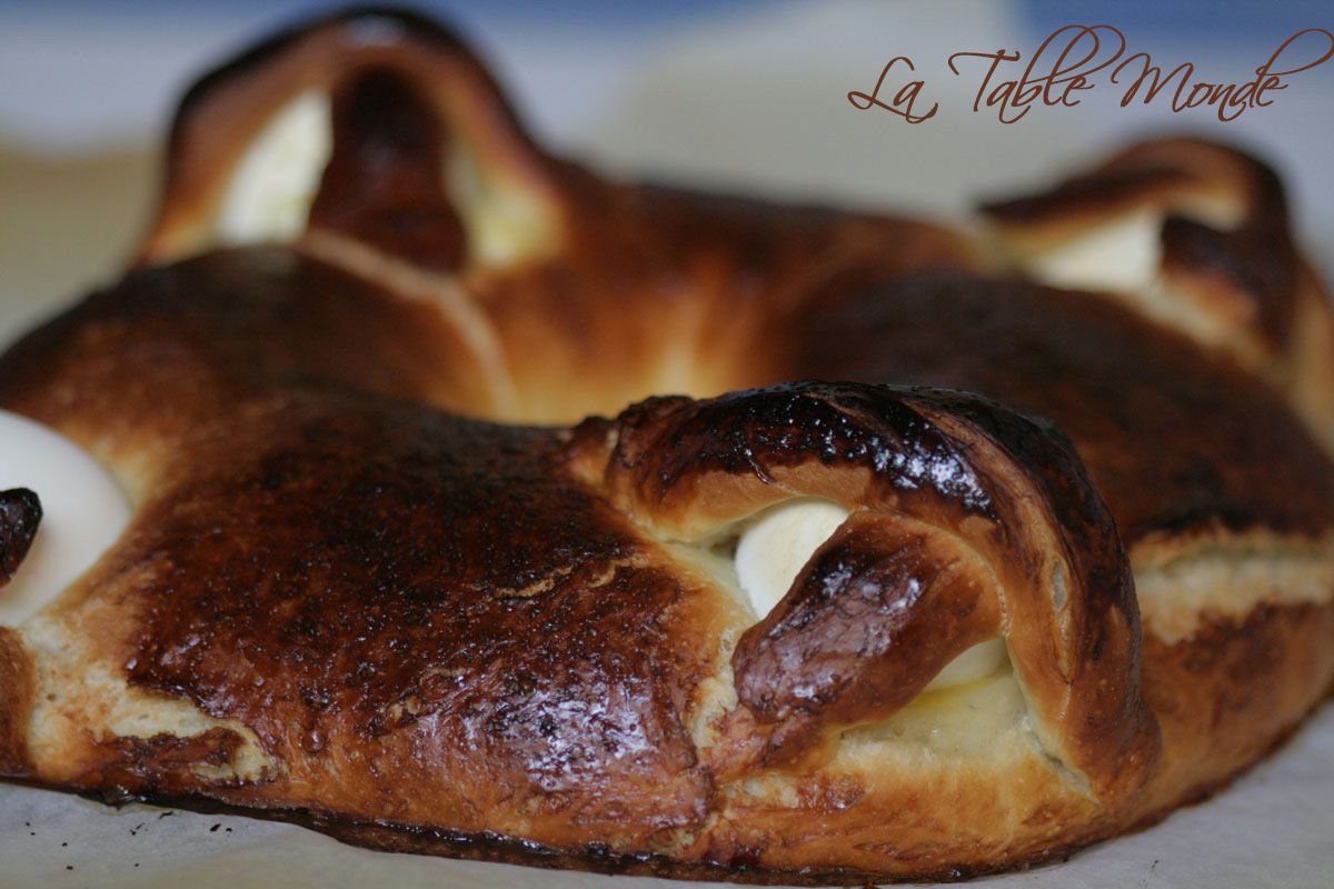 Campanile ( brioche de Pâques corse )