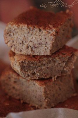 Gâteau d'automne aux noisettes et au miel
