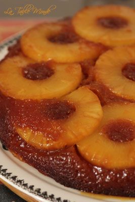 Le gâteau renversé à l'ananas